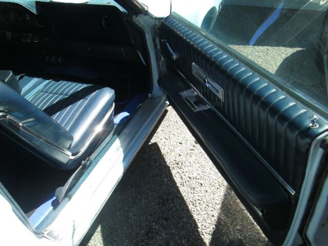 1968 Blue Ford Thunderbird Coupe