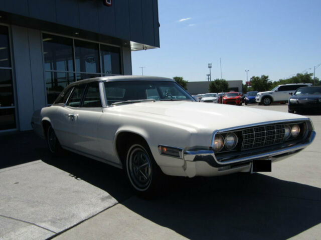1968 White Ford Thunderbird Sedan