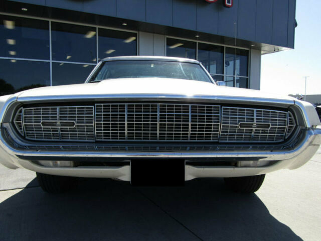 1968 White Ford Thunderbird Sedan