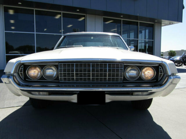 1968 White Ford Thunderbird Sedan