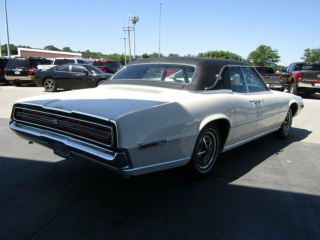 1968 White Ford Thunderbird Sedan