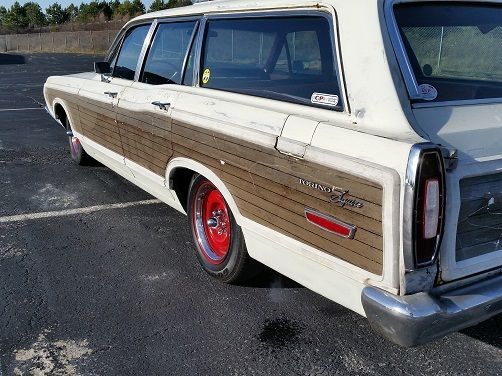 1968 Brown Ford Torino --