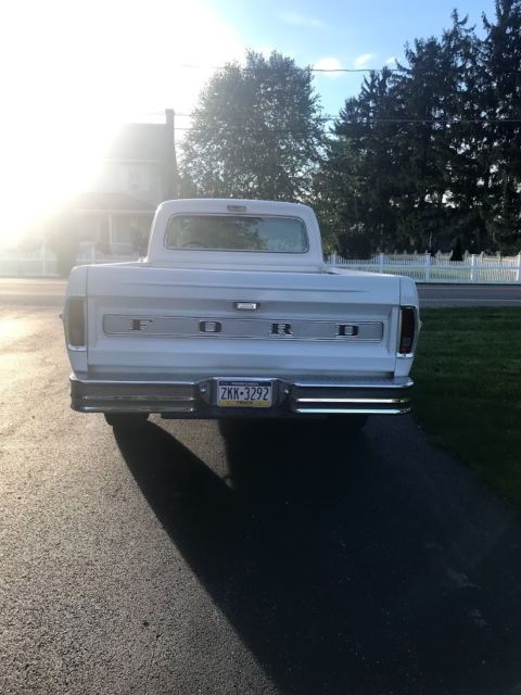 1968 White Ford F-100 Standard Cab Pickup