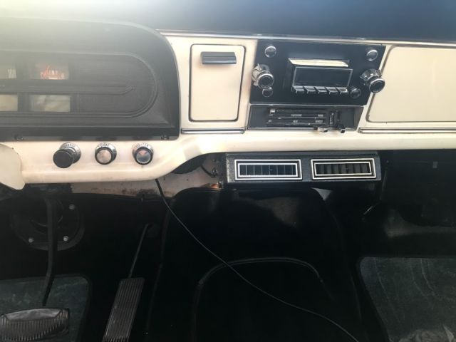 1968 White Ford F-100 Standard Cab Pickup