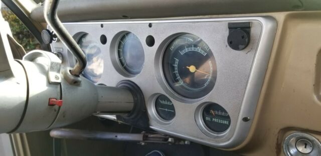 1968 Gold GMC 2500 Series Standard Cab Pickup