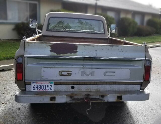 1968 Gold GMC 2500 Series Standard Cab Pickup