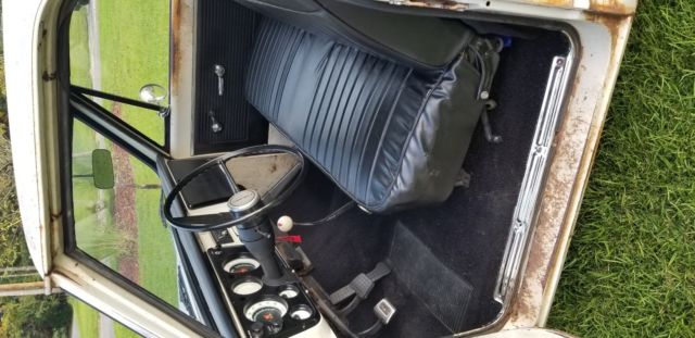 1968 White Chevrolet C-10 Standard Cab Pickup