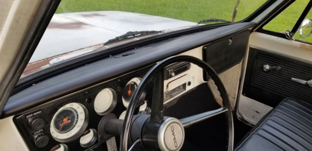 1968 White Chevrolet C-10 Standard Cab Pickup