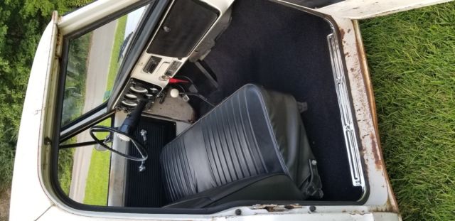 1968 White Chevrolet C-10 Standard Cab Pickup