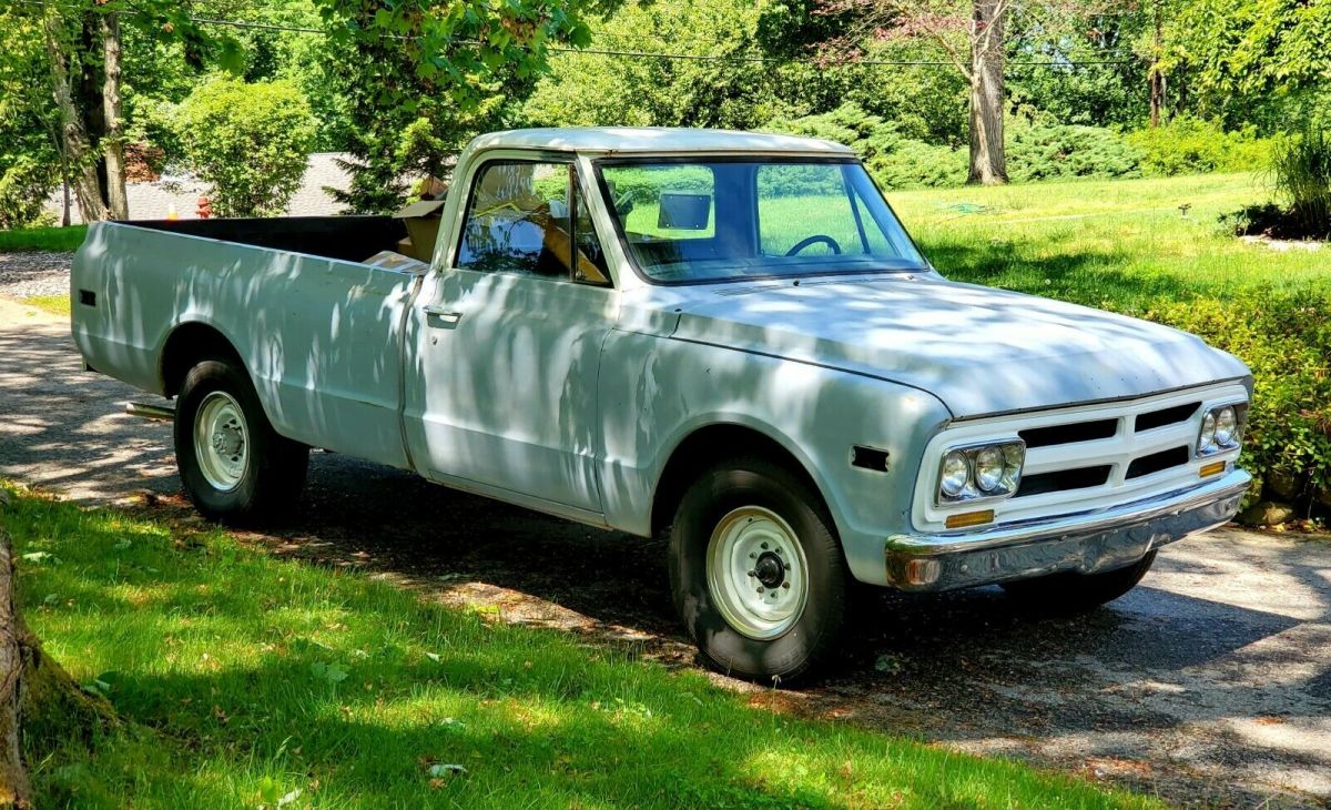 1968 White GMC C25 Standard Cab Pickup