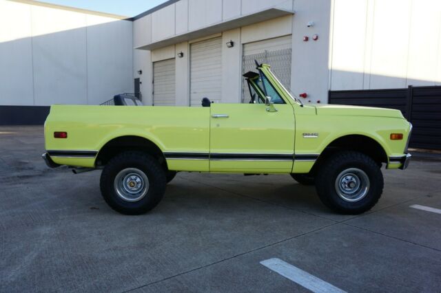 1968 Yellow GMC Jimmy SUV