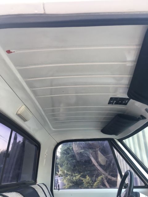 1968 White GMC K10 Standard Cab Pickup