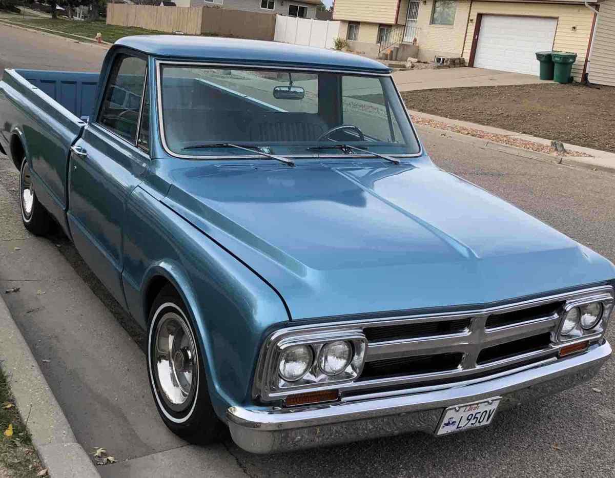 1968 Blue GMC K10 Pickup