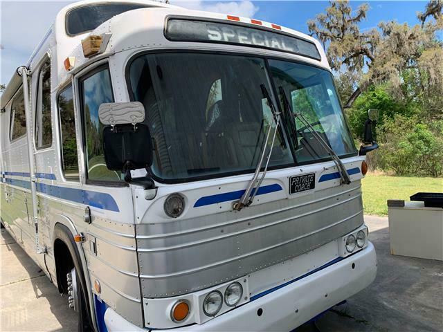 1968 Blue GMC PD4903 Bus