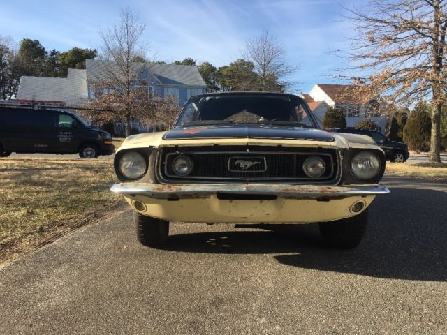 1968 Sunlite gold Ford Mustang Coupe