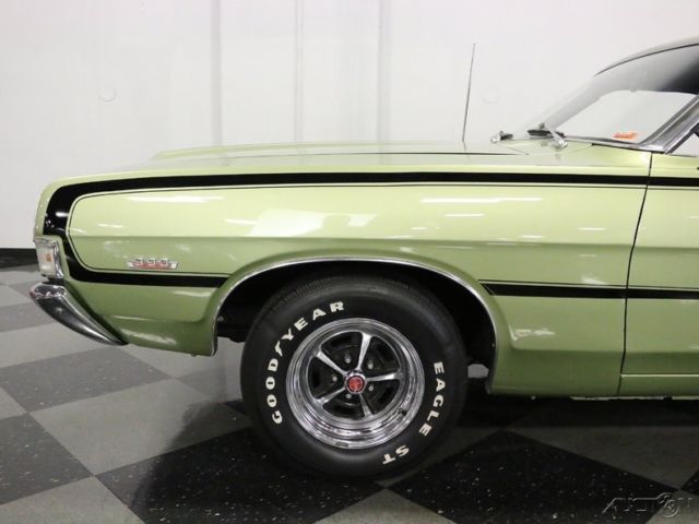 1968 Gold Ford Torino