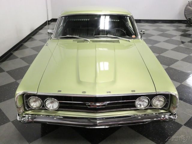 1968 Gold Ford Torino