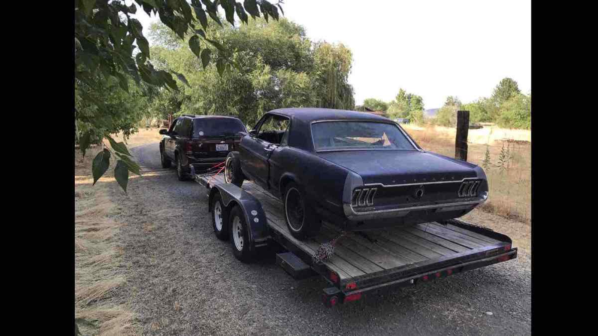 1968 Blue Ford Mustang Coupe