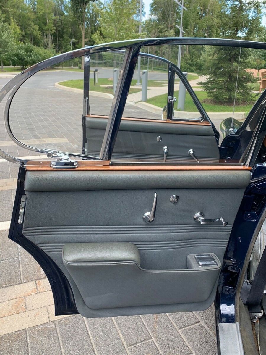 1968 Blue Jaguar 420 Sedan