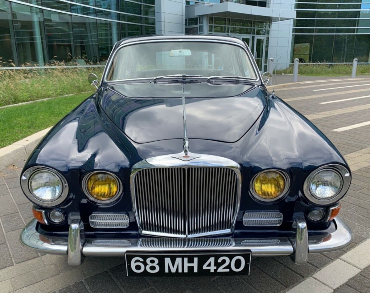 1968 Blue Jaguar 420 Sedan
