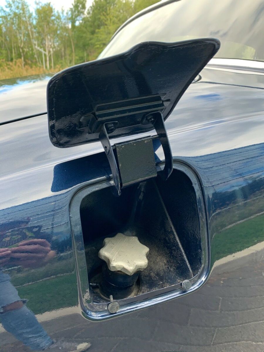 1968 Blue Jaguar 420 Sedan