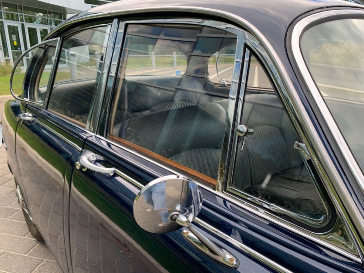 1968 Blue Jaguar 420 Sedan