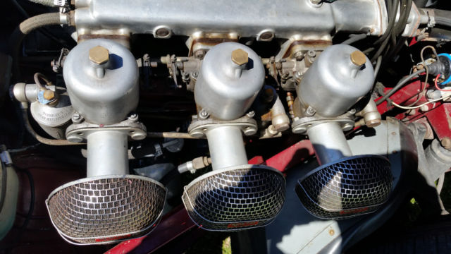 1968 Burgundy Jaguar E-Type 2+2 Coupe