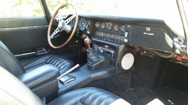 1968 Burgundy Jaguar E-Type 2+2 Coupe
