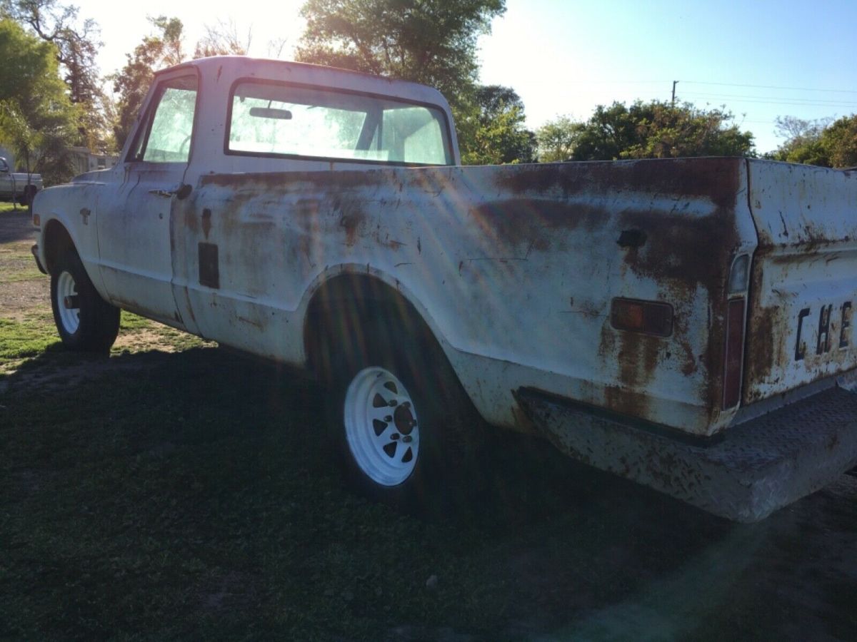 1968 White Chevrolet C-10 Standard Cab Pickup