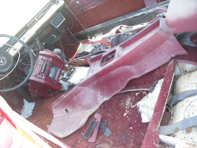 1969 Mercedes-Benz 200-Series Sedan