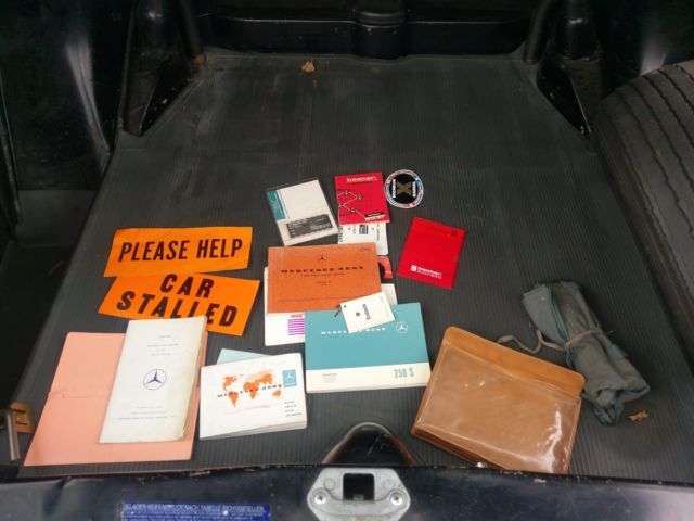 1968 Burgundy Mercedes-Benz S-Class Sedan