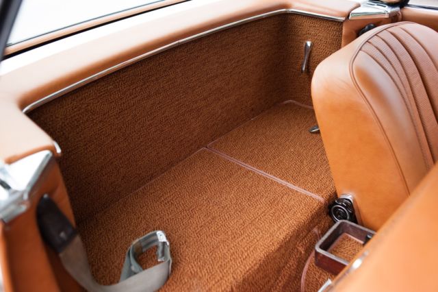 1968 White Mercedes-Benz 200-Series Roadster