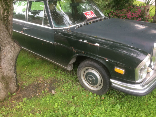 1968 Mercedes-Benz 200-Series