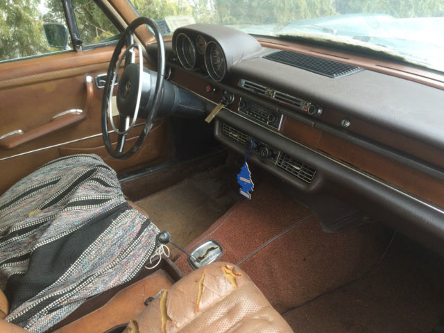 1968 Mercedes-Benz 200-Series