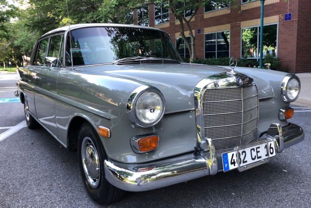 1968 Gray Mercedes-Benz 200-Series Sedan