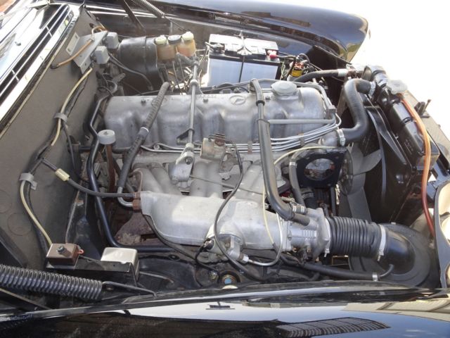 1968 Black Mercedes-Benz 280 SE Convertible