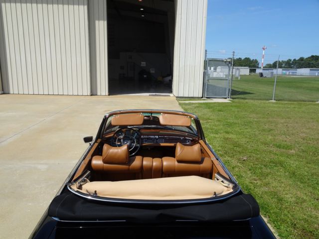 1968 Black Mercedes-Benz 280 SE Convertible