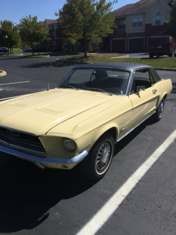 1968 Yellow Ford Mustang Coupe