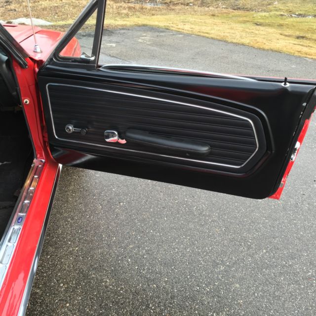 1968 RED Ford Mustang