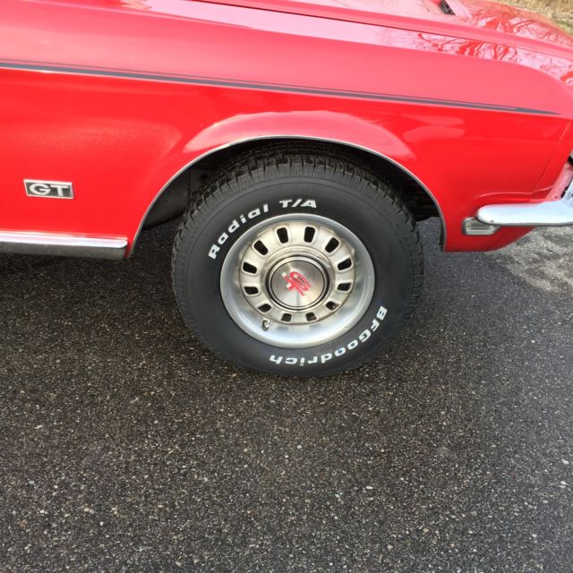 1968 RED Ford Mustang