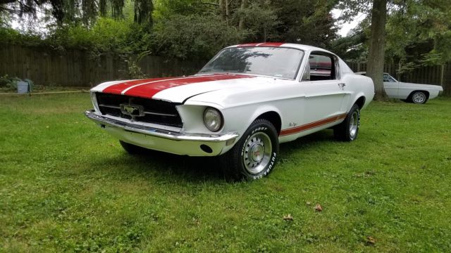 1968 White Ford Mustang Fastback