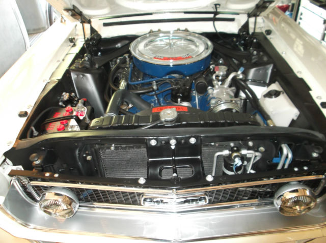 1968 WIMBLEDON WHITE Ford Mustang FASTBACK