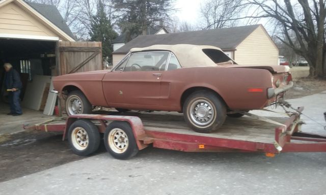 1968 lime gold Ford Mustang