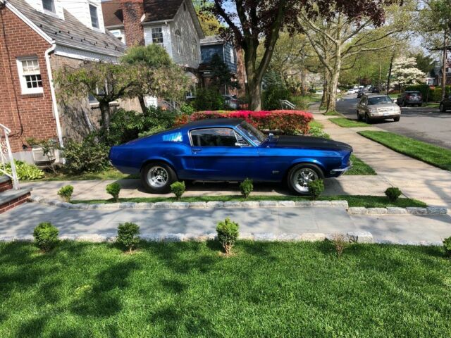 1968 Blue Ford Mustang