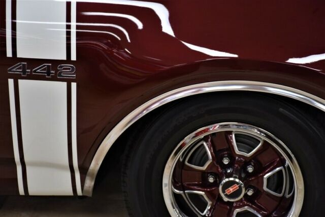 1968 Burgundy Oldsmobile 442 --