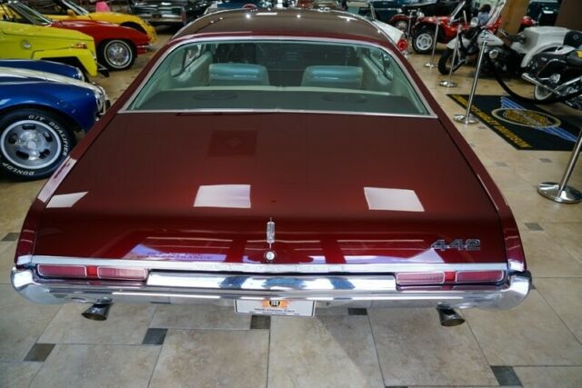 1968 Burgundy Oldsmobile 442 --
