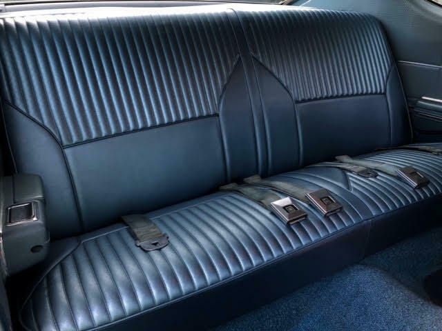 1968 White Oldsmobile 442 Coupe