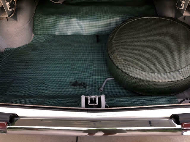 1968 White Oldsmobile 442 Coupe