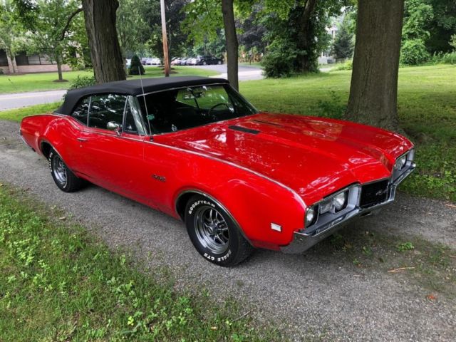 1968 Red Oldsmobile 442 Convertible