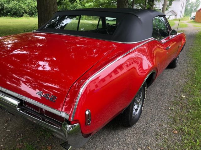 1968 Red Oldsmobile 442 Convertible